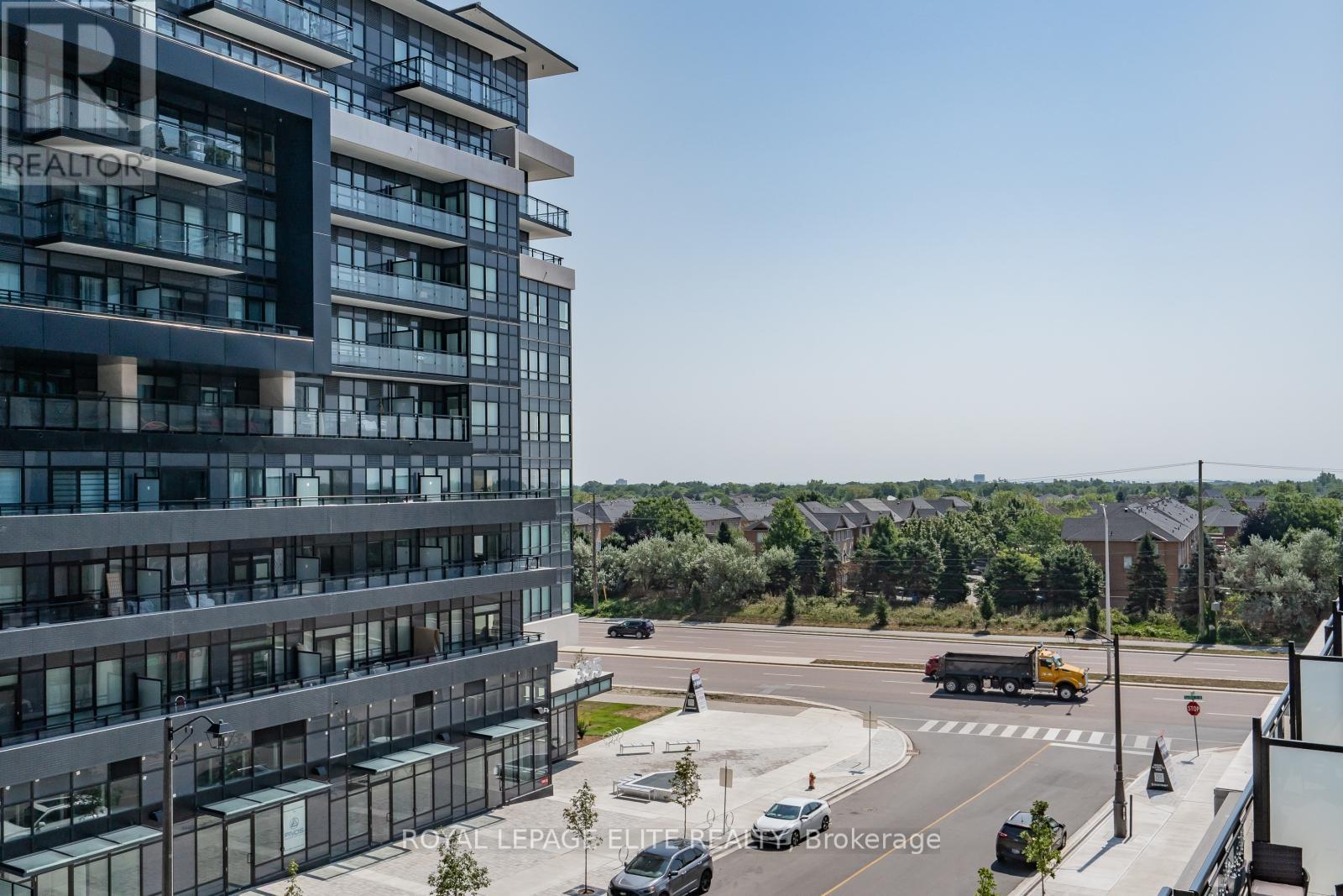 418 - 405 Dundas Street, Oakville (Oa Rural Oakville), Ontario  L6M 4M2 - Photo 28 - W12348521