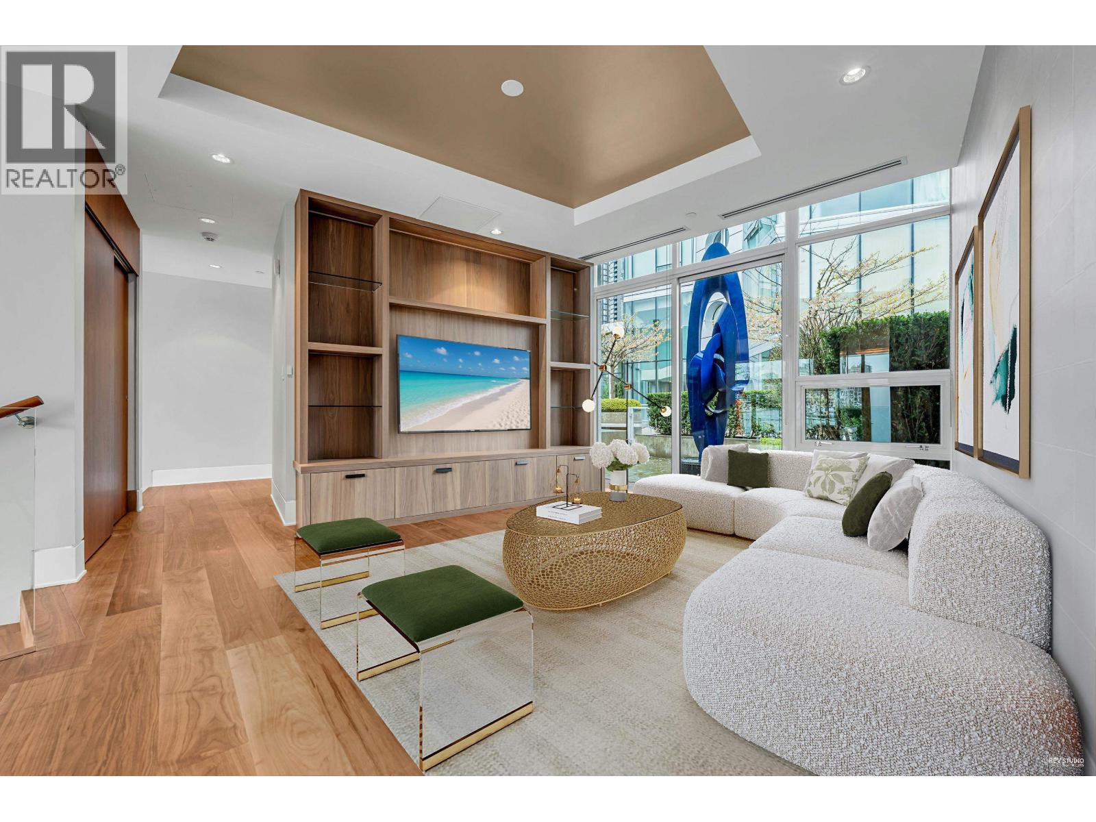 1576 Homer Mews, Vancouver, British Columbia  V6Z 0A6 - Photo 3 - R2988405