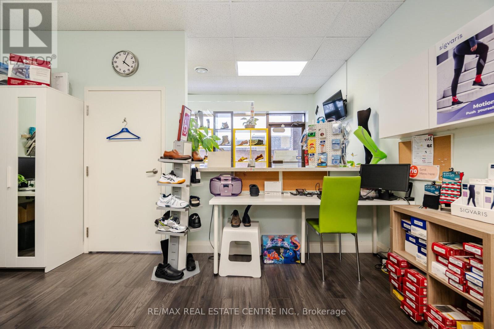 8 - 5291 Lakeshore Road, Burlington, Ontario  L7L 1C7 - Photo 7 - W12348744