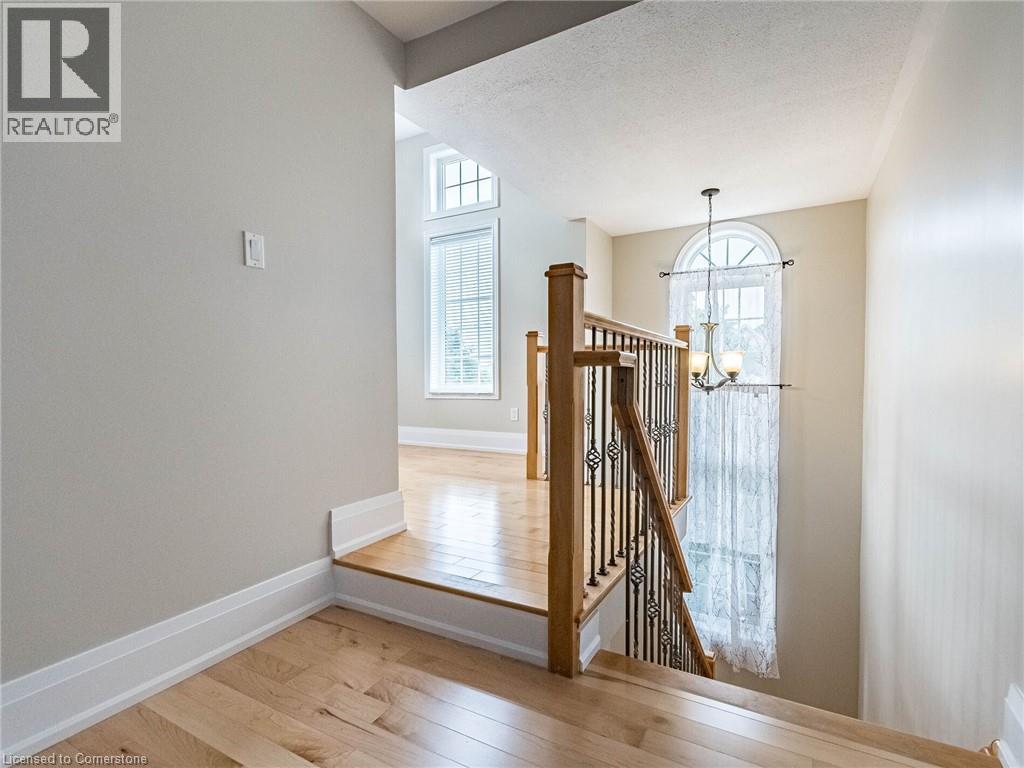 4 Panorama Way, Stoney Creek, Ontario  L8E 6C6 - Photo 17 - 40761073