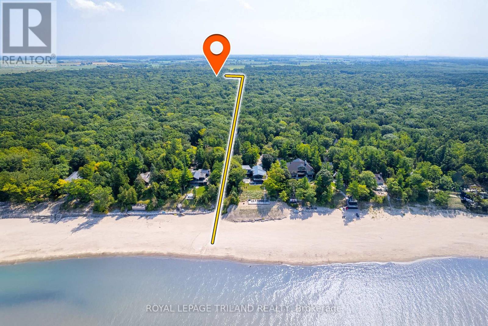 10124 Sandalwood Crescent, Lambton Shores, Ontario  N0M 1T0 - Photo 3 - X12348802
