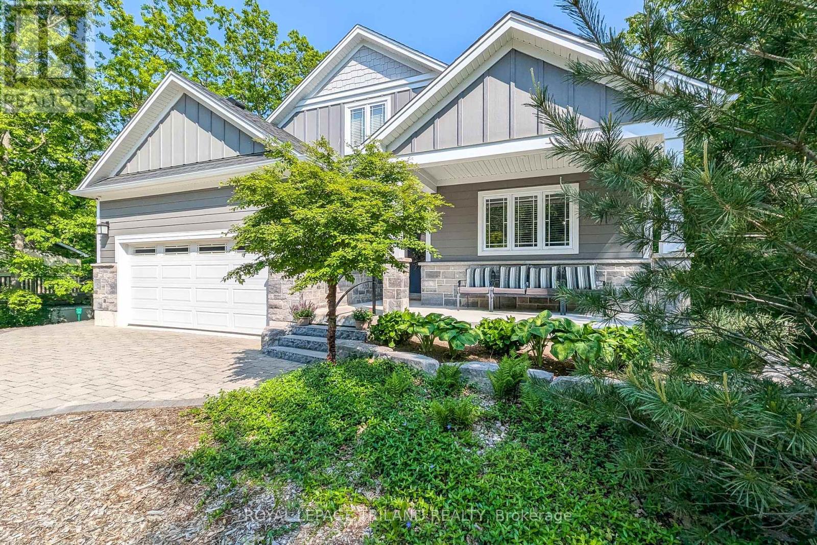 10124 Sandalwood Crescent, Lambton Shores, Ontario  N0M 1T0 - Photo 41 - X12348802