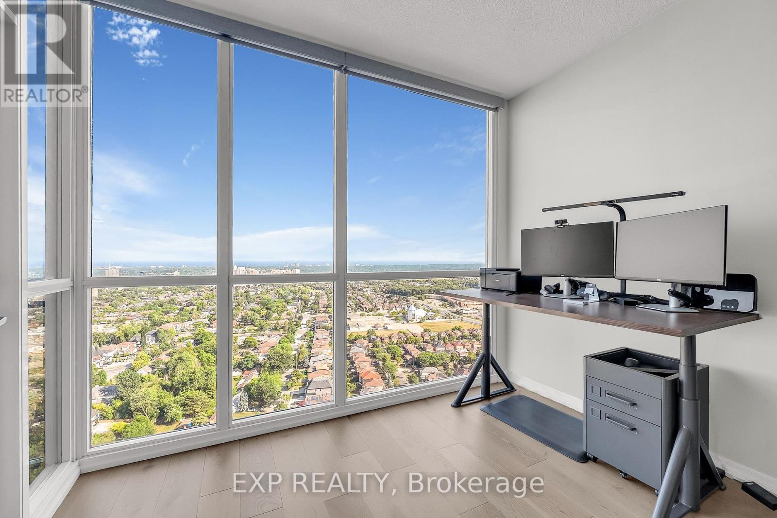 3307 - 223 Webb Drive, Mississauga, Ontario  L5B 0E8 - Photo 14 - W12348777