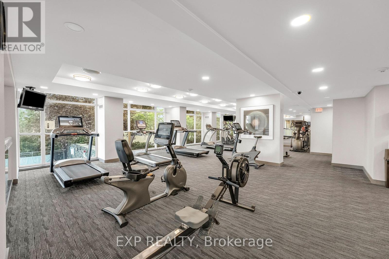 3307 - 223 Webb Drive, Mississauga, Ontario  L5B 0E8 - Photo 29 - W12348777