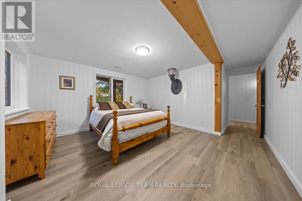 884 Anderson Road N, Frontenac (Frontenac South), Ontario  K0H 2V0 - Photo 32 - X12348830