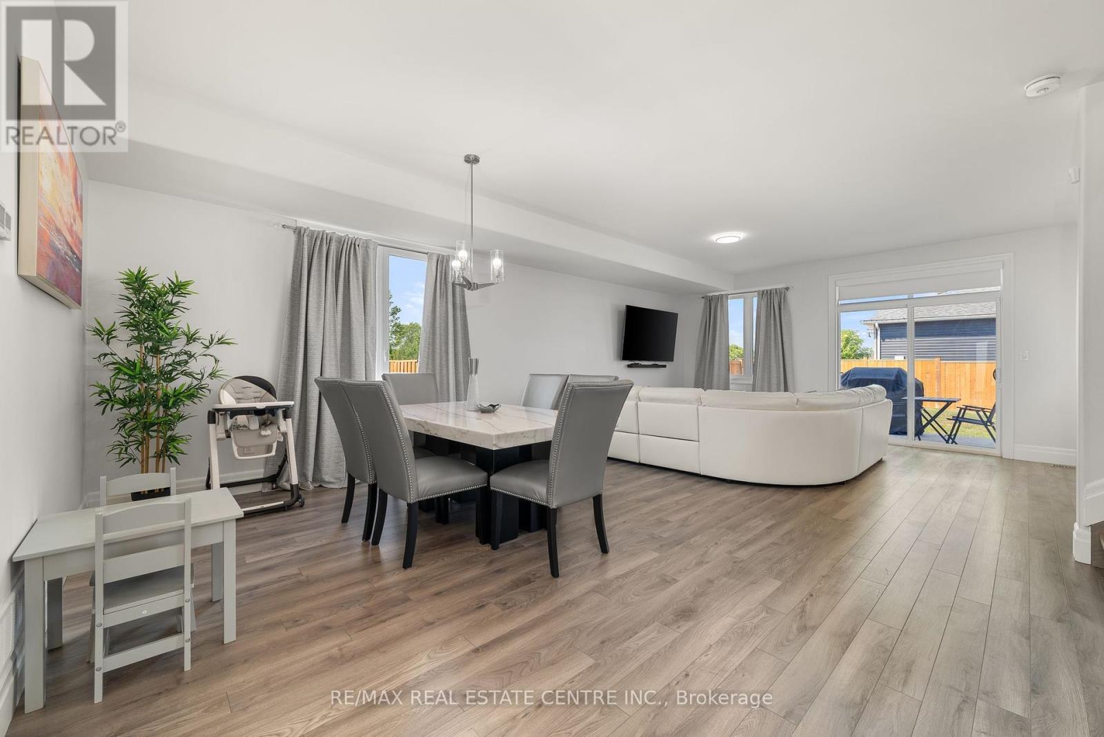 218 Beasley Crescent, Prince Edward County, Ontario  K0K 2T0 - Photo 19 - X12326430