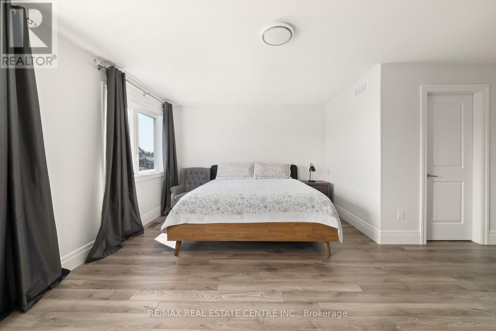 218 Beasley Crescent, Prince Edward County, Ontario  K0K 2T0 - Photo 31 - X12326430