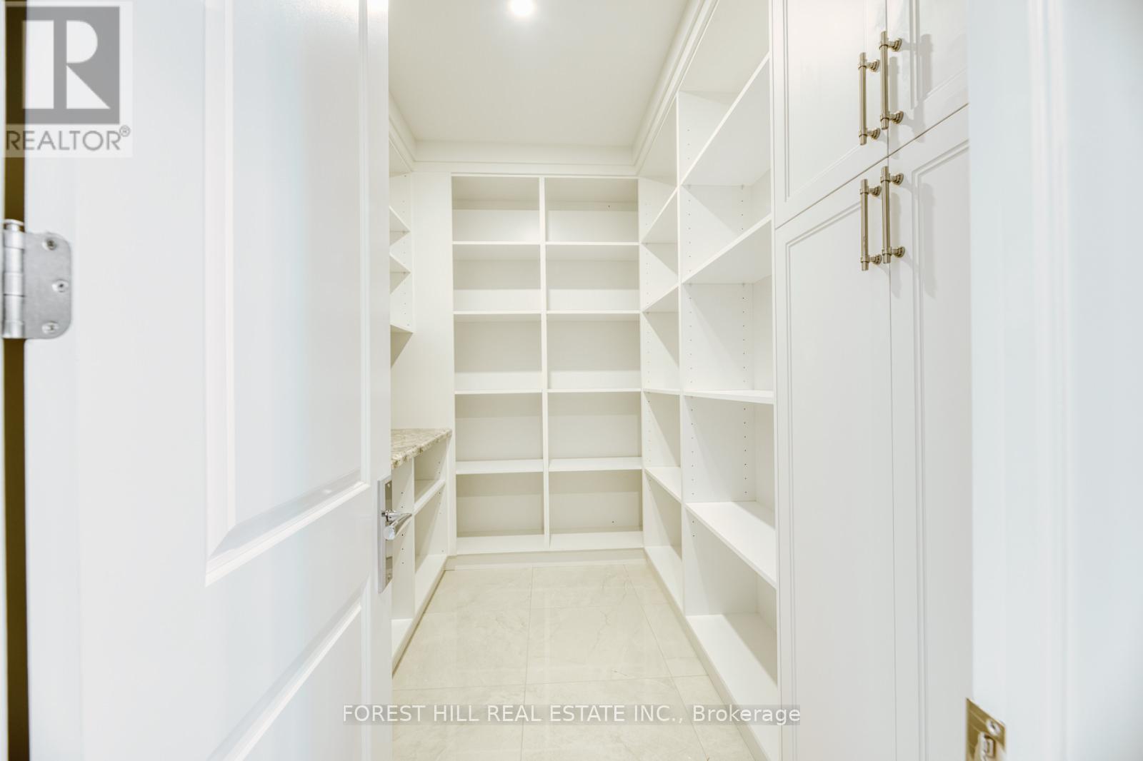 7 Becky Cheung Court, Toronto, Ontario  M2M 2E7 - Photo 15 - C12346518