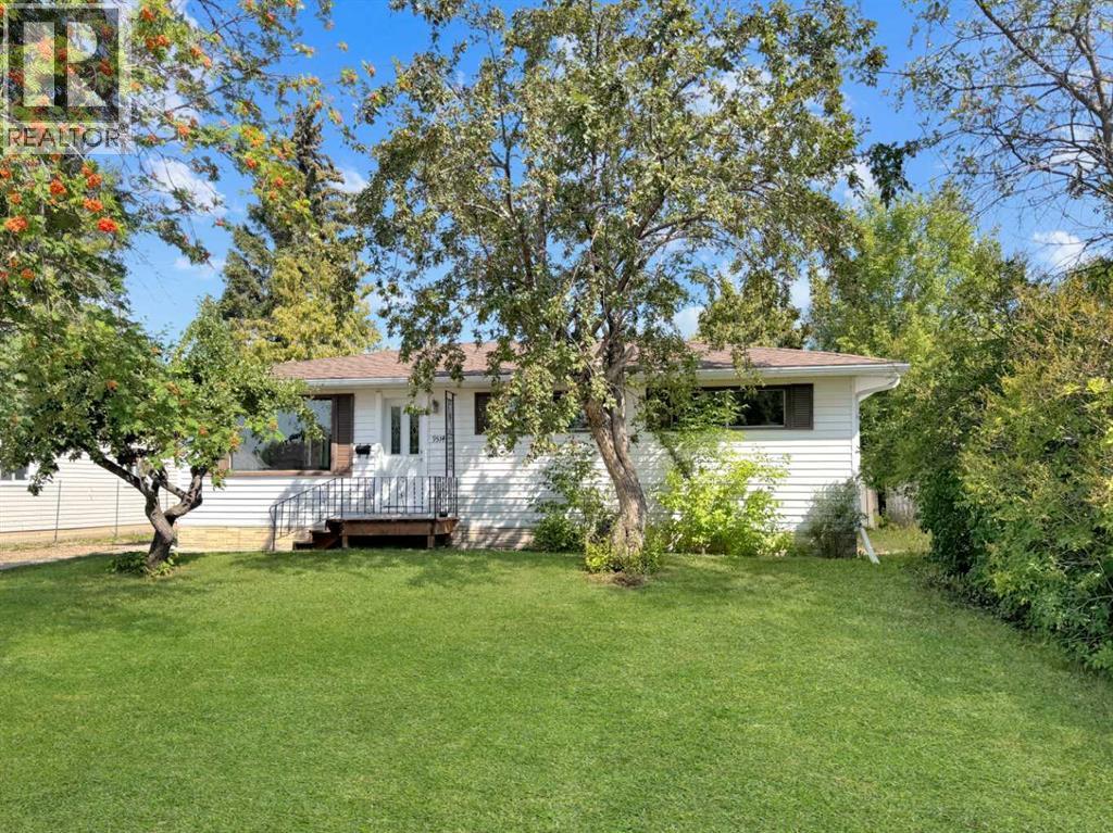 Property at 9514 99 Avenue image 1