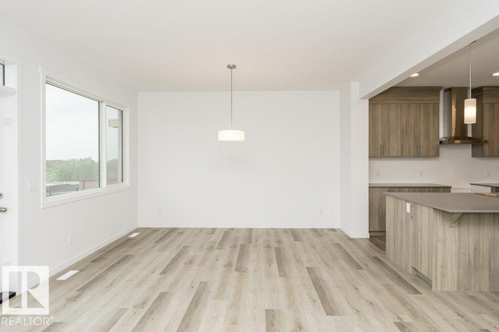 3947 Wren Lo Nw, Edmonton, Alberta  T5S 0T1 - Photo 6 - E4453389