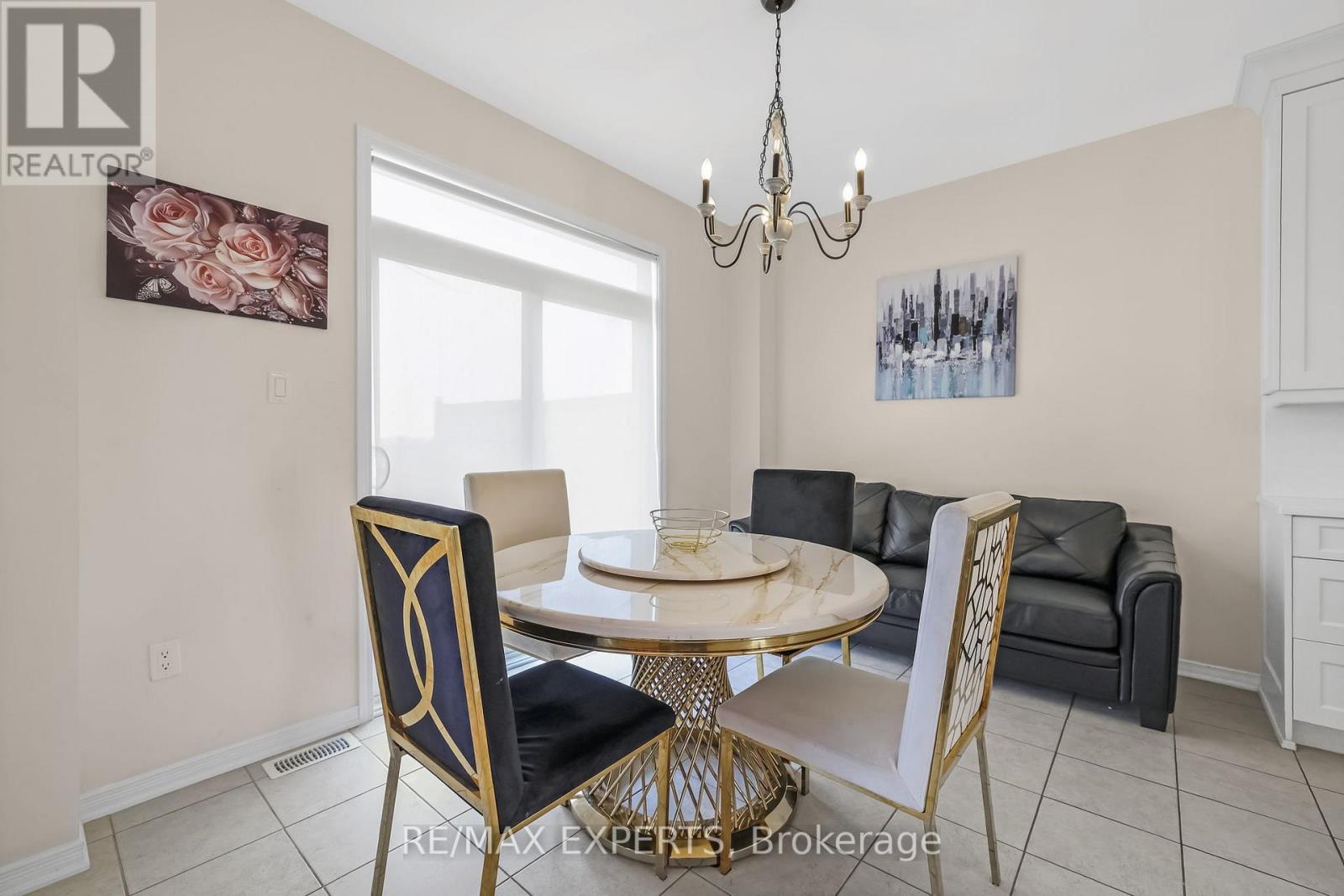 105 David Street, Haldimand, Ontario  N0A 1H0 - Photo 12 - X12348645
