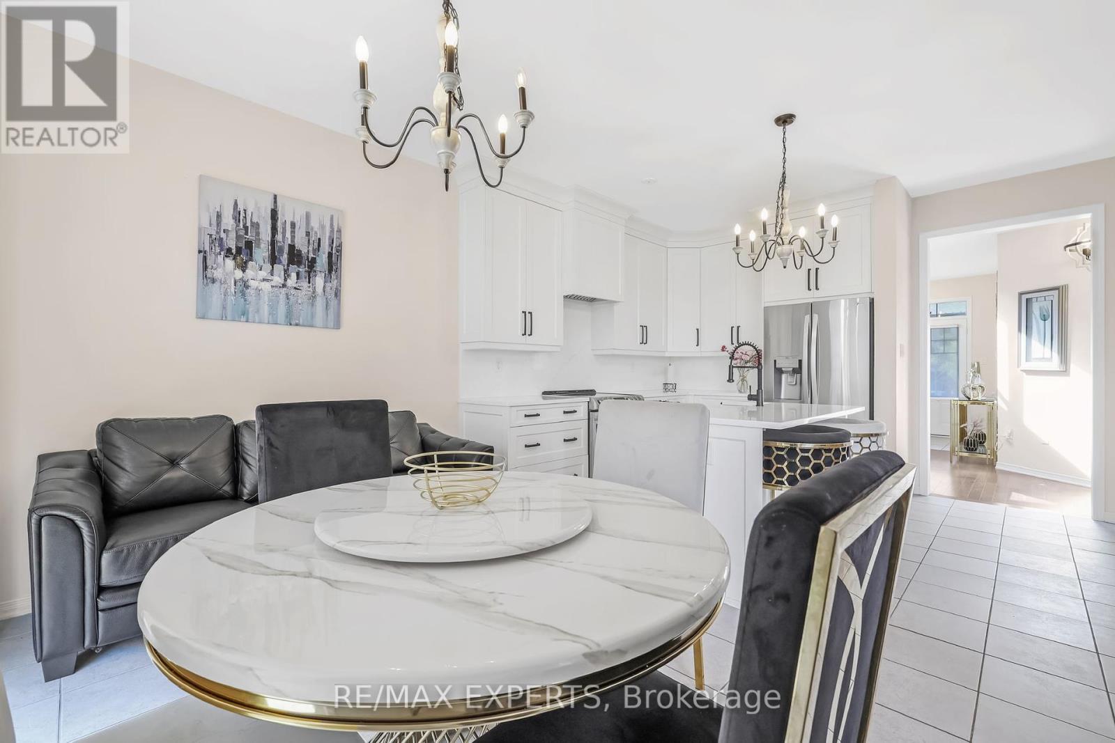 105 David Street, Haldimand, Ontario  N0A 1H0 - Photo 13 - X12348645