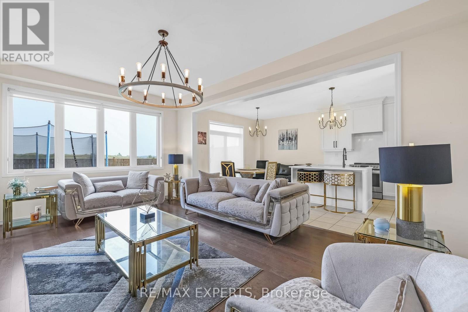 105 David Street, Haldimand, Ontario  N0A 1H0 - Photo 6 - X12348645