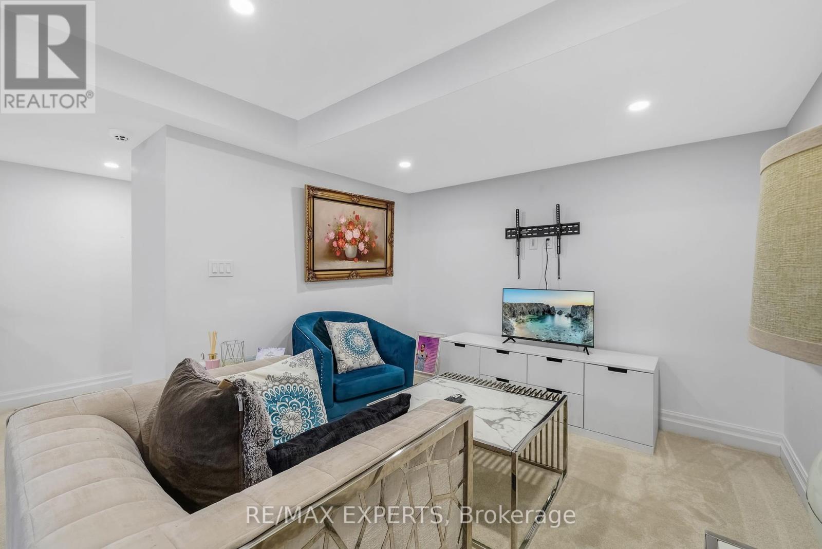 105 David Street, Haldimand, Ontario  N0A 1H0 - Photo 31 - X12348645