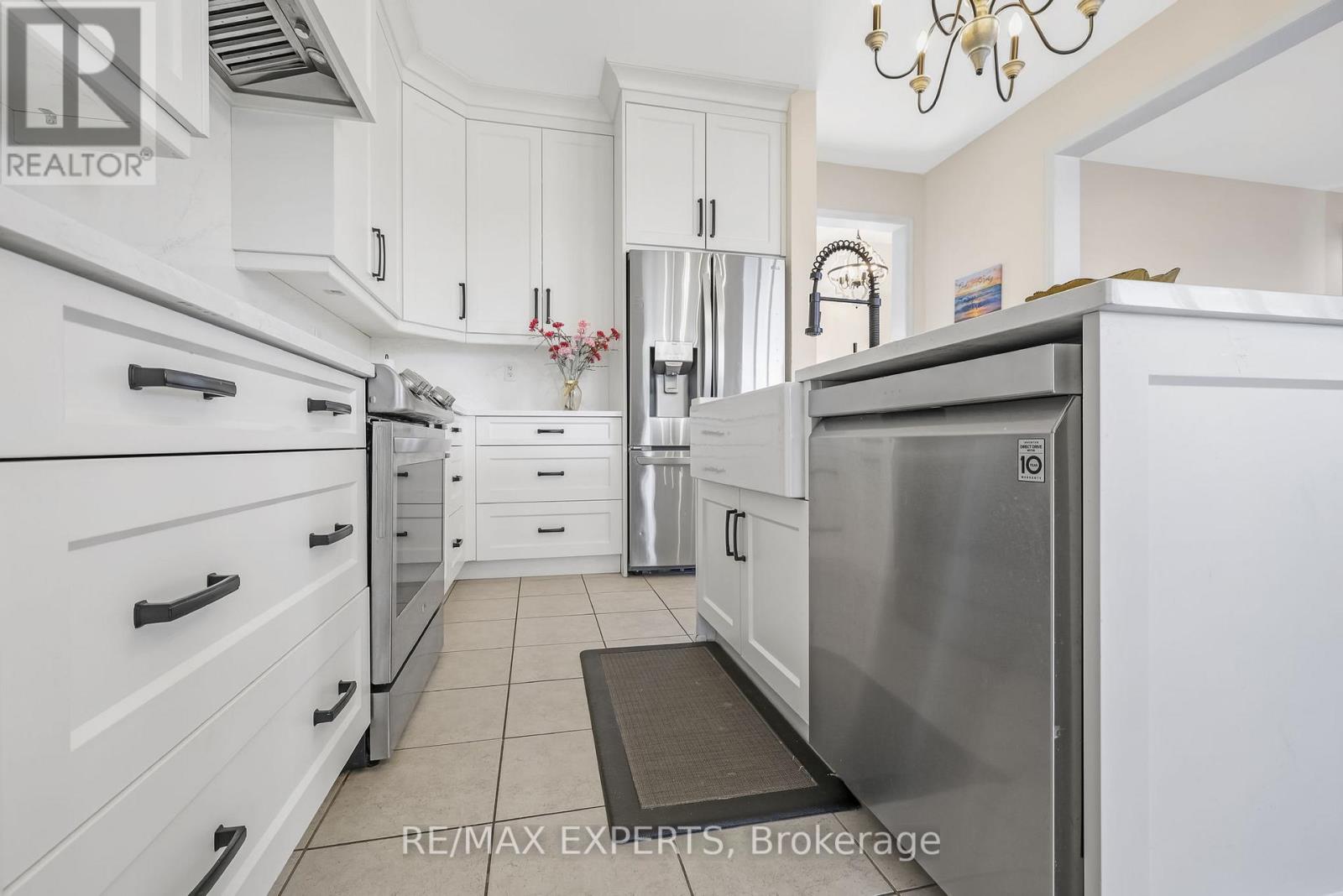 105 David Street, Haldimand, Ontario  N0A 1H0 - Photo 17 - X12348645