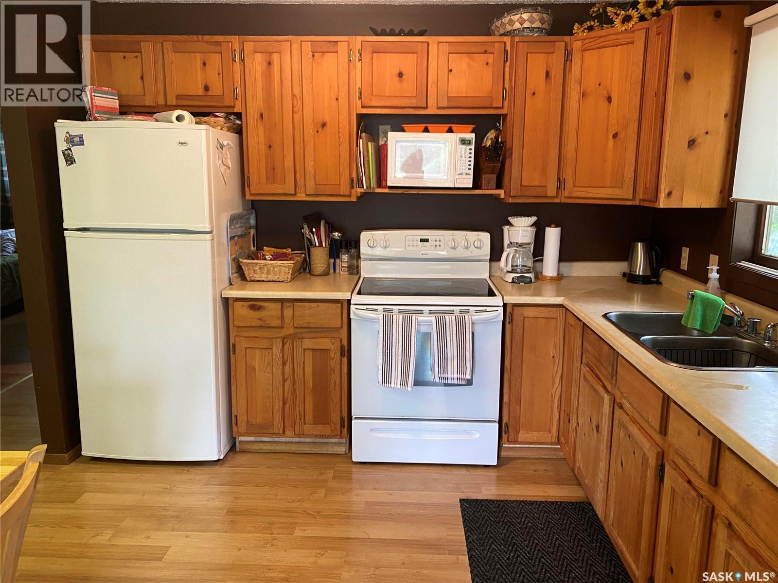 3 Pickerel Street, Greenwater Provincial Park, Saskatchewan  S0E 0B2 - Photo 10 - SK015838