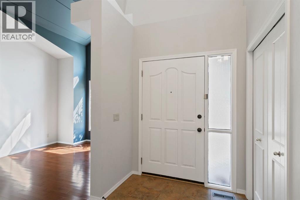 Property at 1028 Shawnee Drive SW image 3