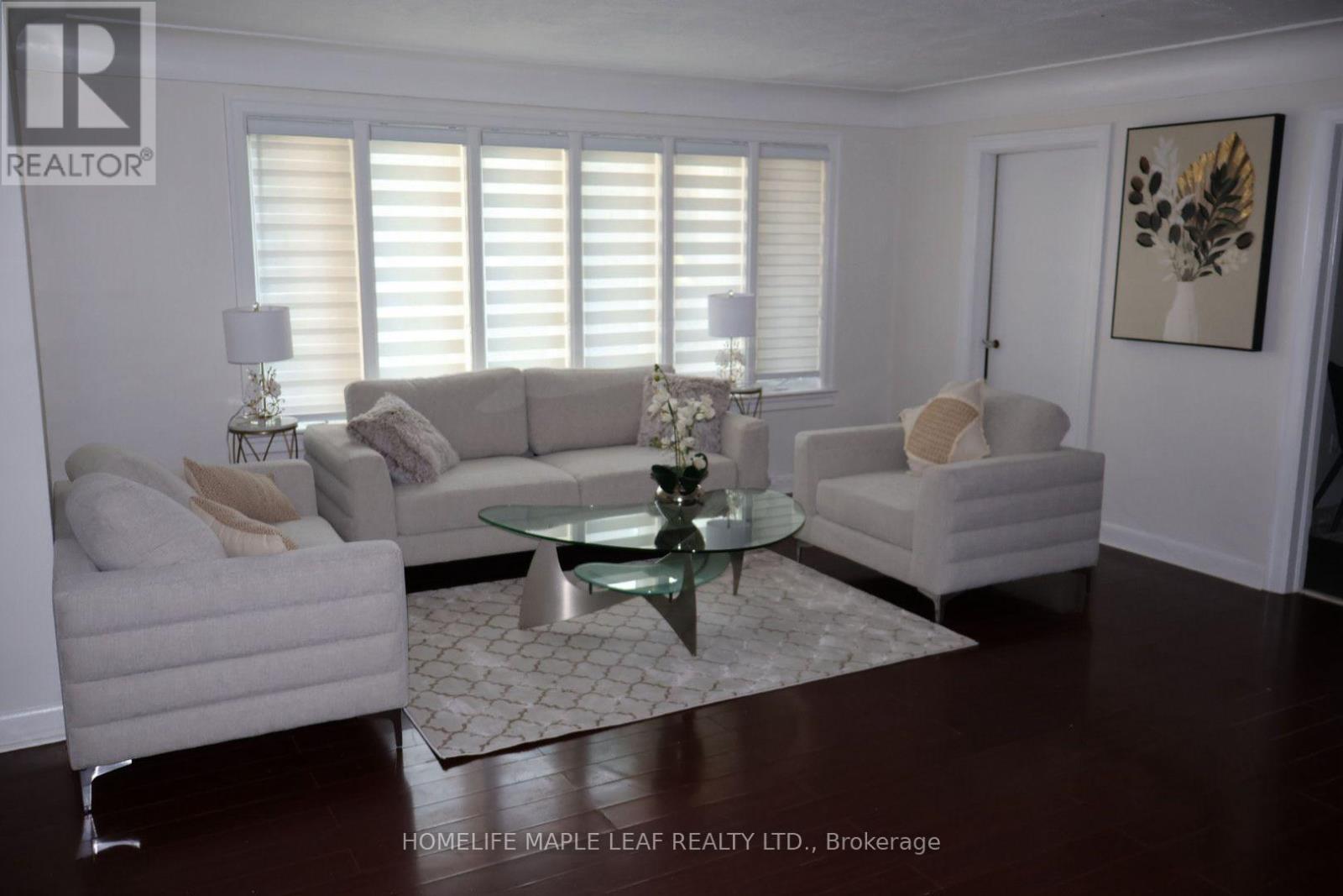 Property at 617 LOCK STREET W image 3