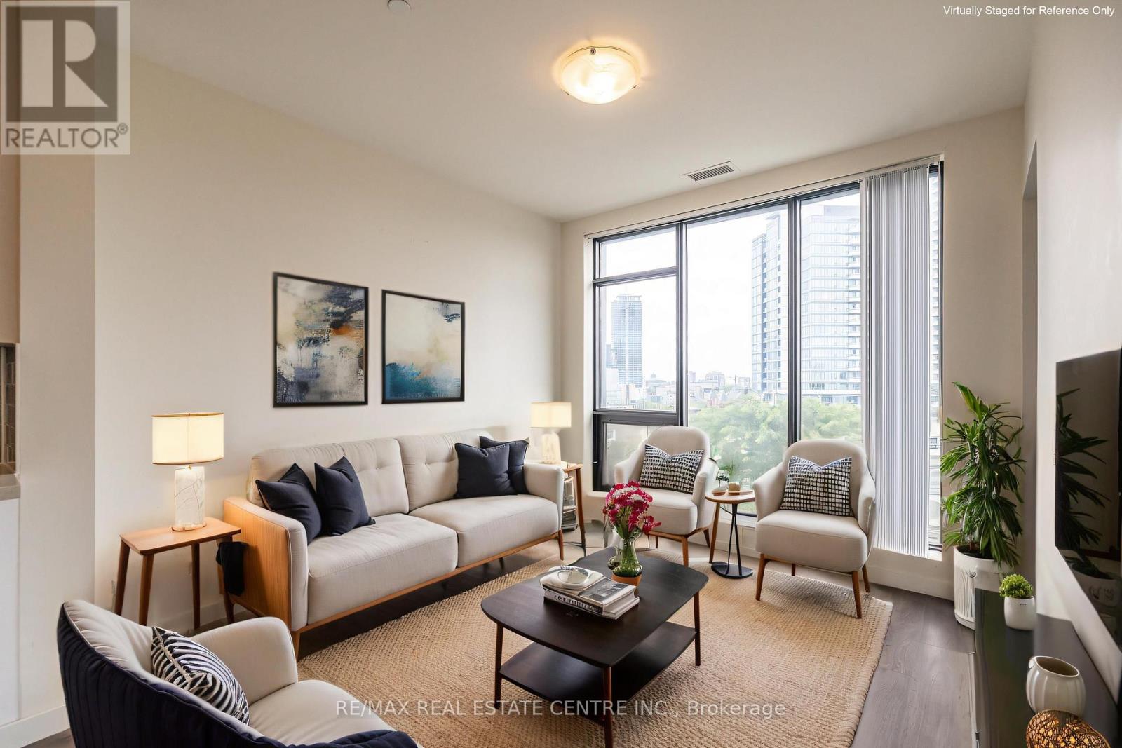 412 - 690 King Street W, Kitchener, Ontario  N2G 0B9 - Photo 4 - X12348906