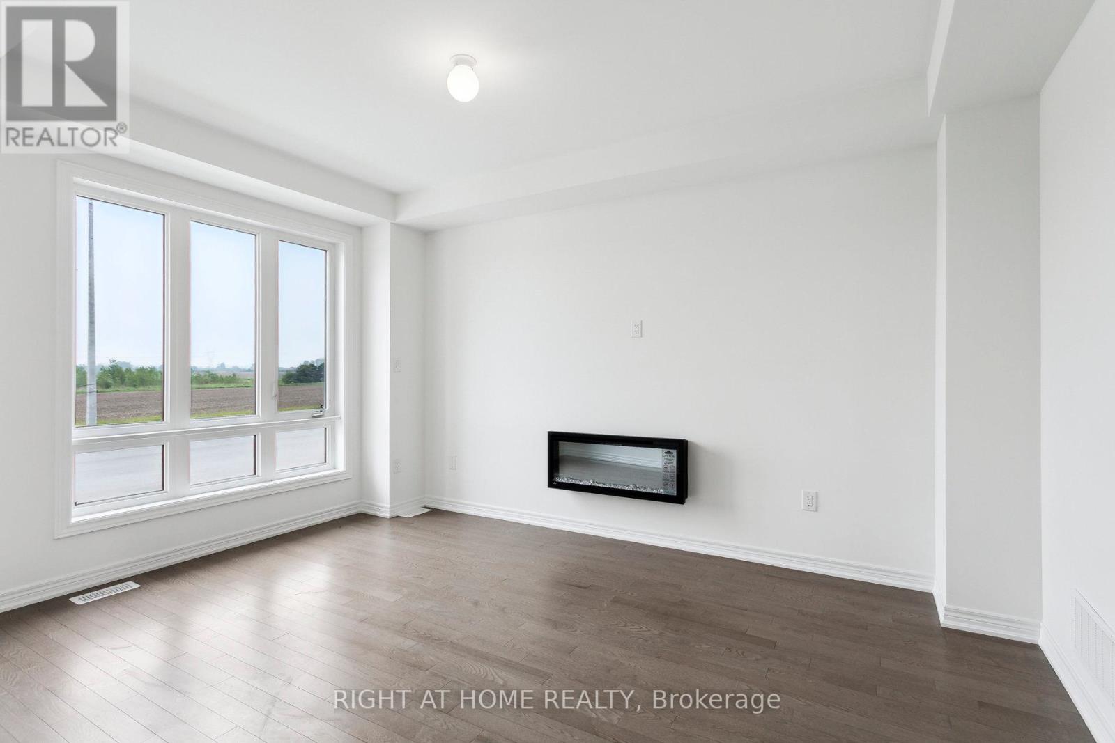 Property at 10173 HUNTINGTON ROAD image 5