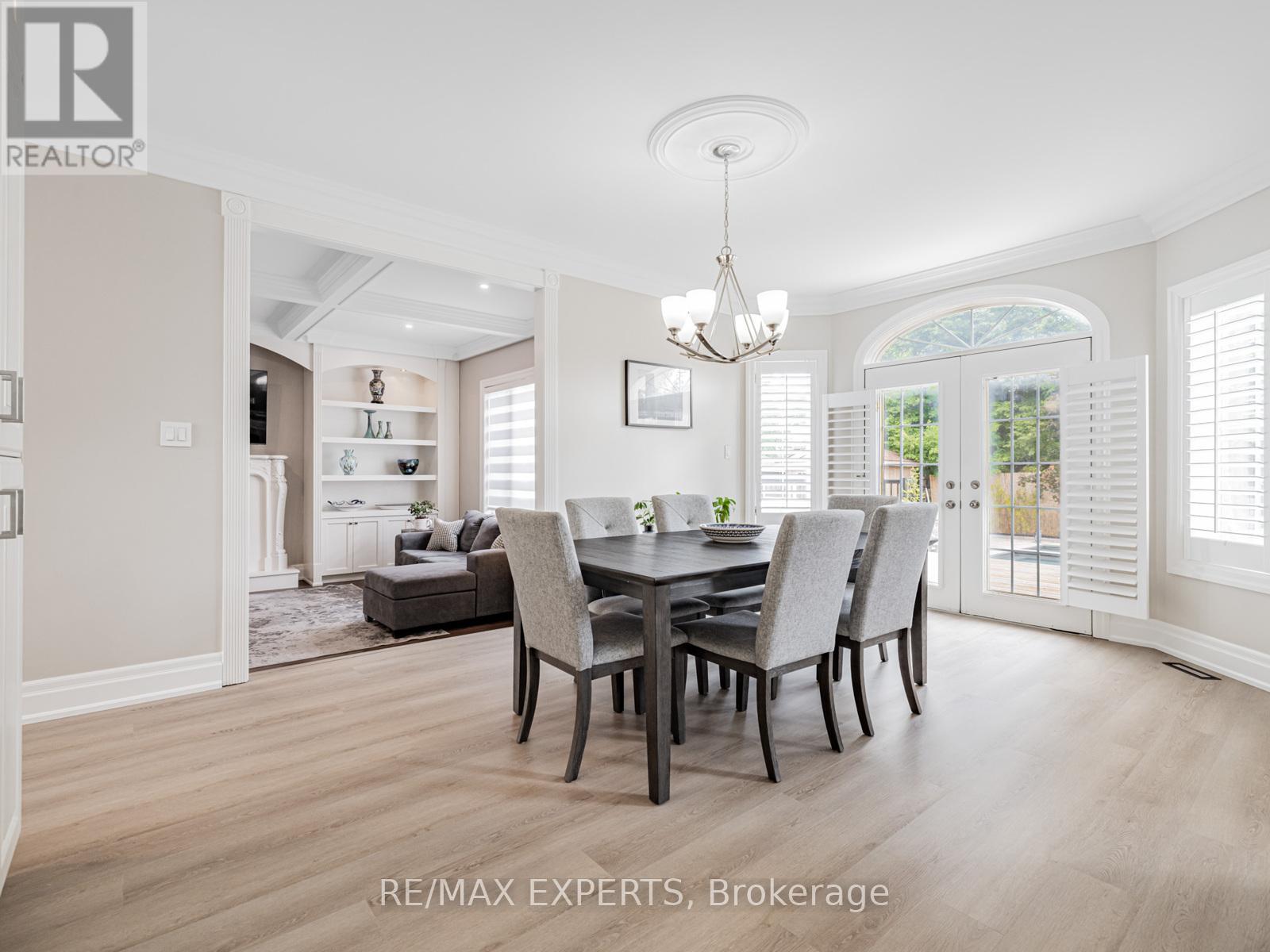 215 Thomson Creek Boulevard, Vaughan, Ontario  L4H 1H1 - Photo 13 - N12348920