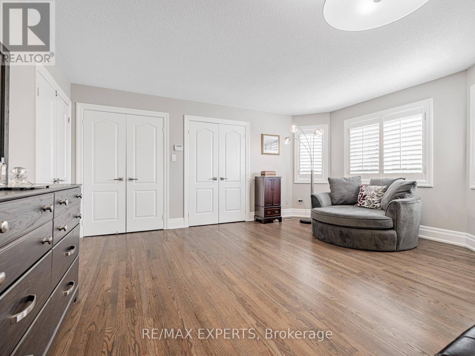 215 Thomson Creek Boulevard, Vaughan, Ontario  L4H 1H1 - Photo 24 - N12348920