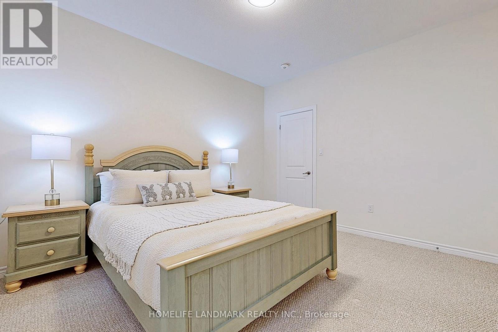75 Mitchell Place, Newmarket, Ontario  L3Y 7N6 - Photo 46 - N12348929