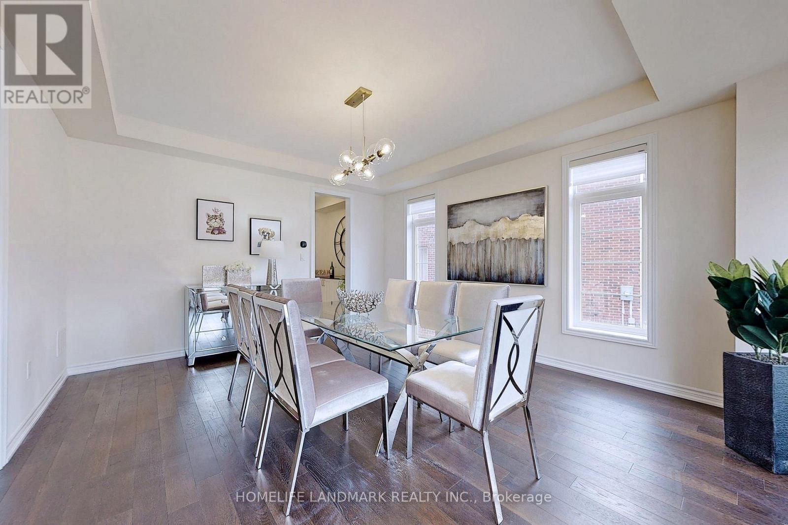 75 Mitchell Place, Newmarket, Ontario  L3Y 7N6 - Photo 7 - N12348929