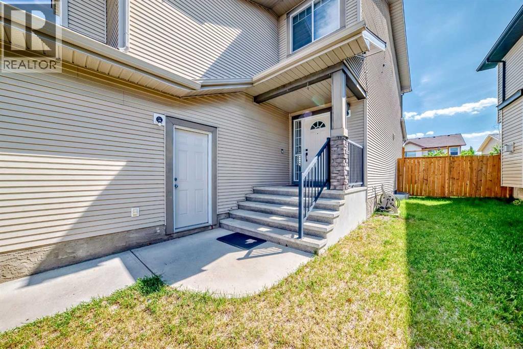 Property at 301 Brightonstone Green SE image 2