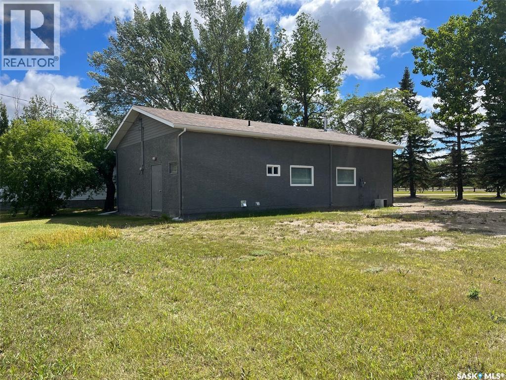 203 Railway Avenue, Cut Knife, Saskatchewan  S0M 0N0 - Photo 14 - SK015711