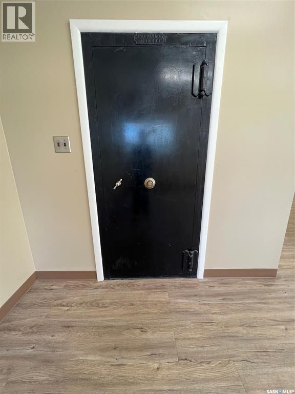 203 Railway Avenue, Cut Knife, Saskatchewan  S0M 0N0 - Photo 6 - SK015711