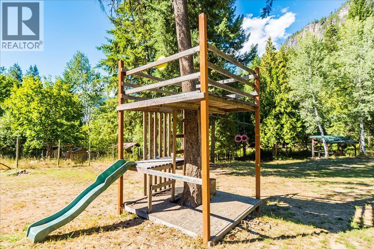 2485 Upper Gibson Road, Castlegar, British Columbia  V1N 4S7 - Photo 41 - 10359657