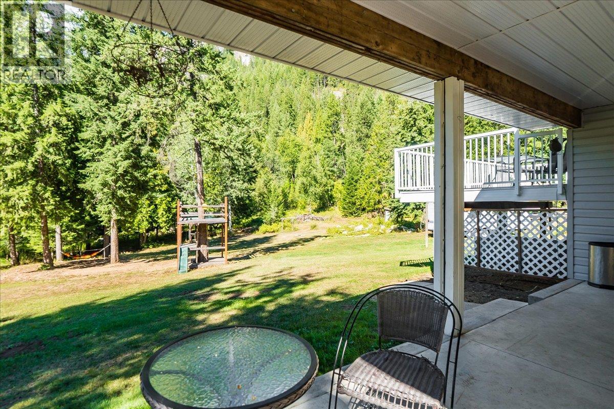 2485 Upper Gibson Road, Castlegar, British Columbia  V1N 4S7 - Photo 40 - 10359657