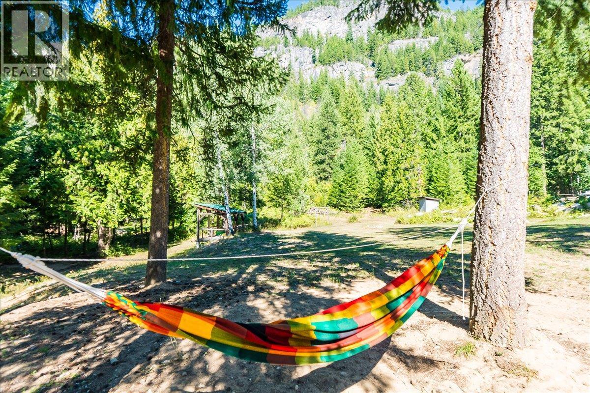 2485 Upper Gibson Road, Castlegar, British Columbia  V1N 4S7 - Photo 45 - 10359657