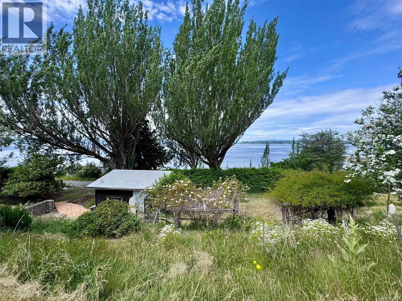 482 Smelt Bay Rd, Cortes Island, British Columbia