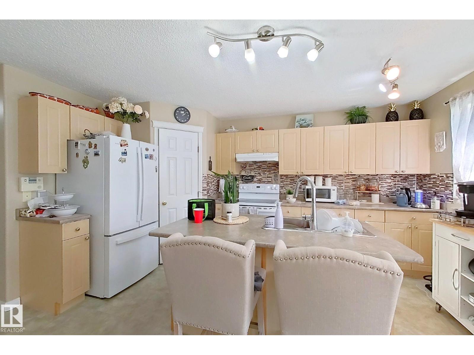 4511 162a Av Nw, Edmonton, Alberta  T5Y 3M5 - Photo 13 - E4453399