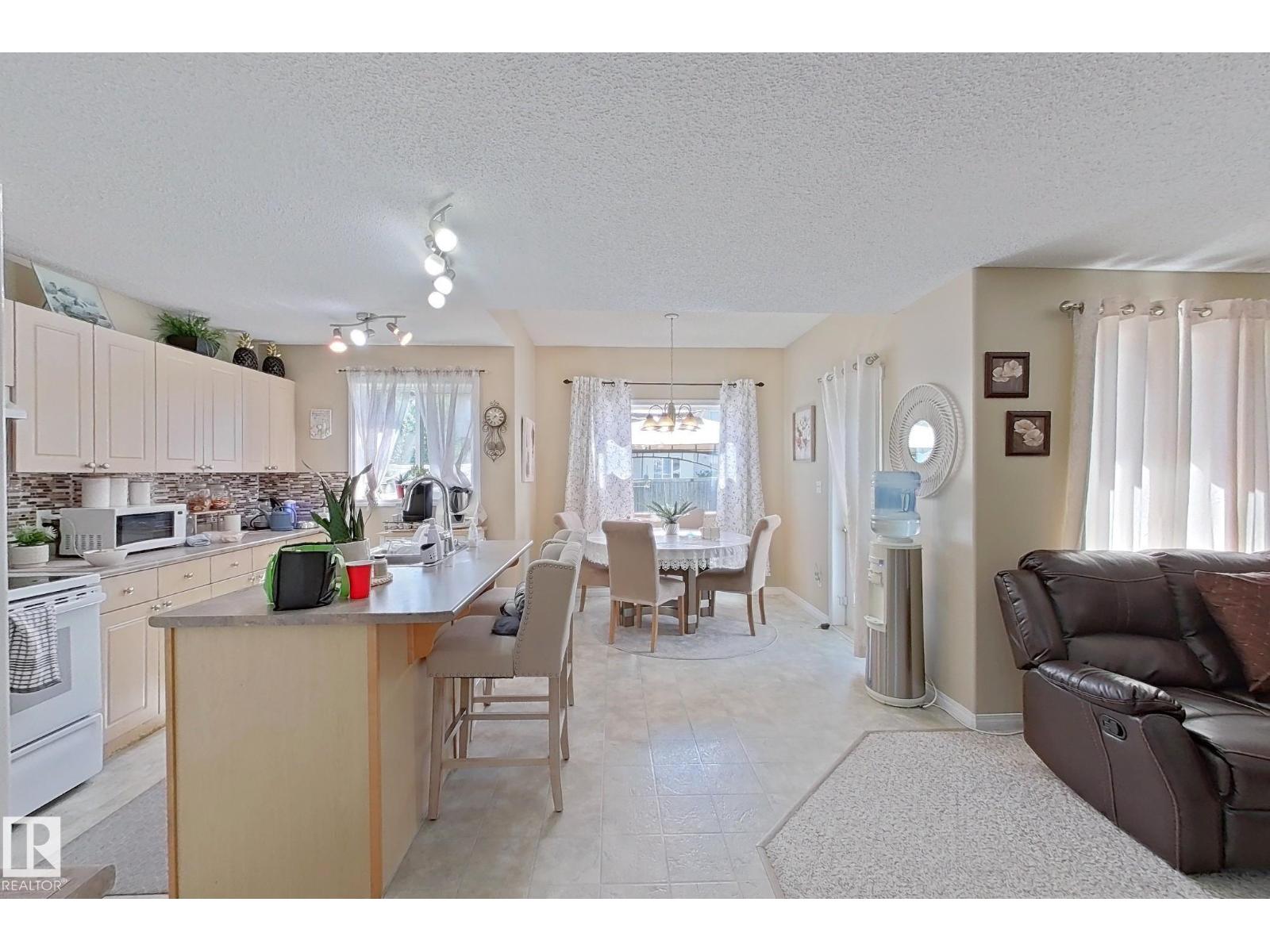 4511 162a Av Nw, Edmonton, Alberta  T5Y 3M5 - Photo 12 - E4453399