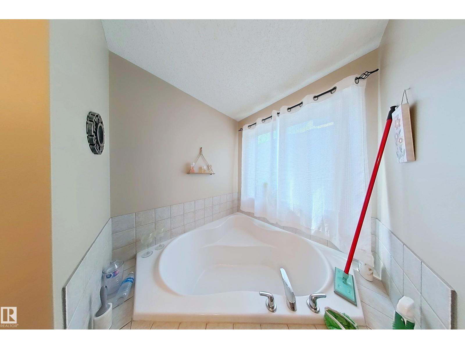 4511 162a Av Nw, Edmonton, Alberta  T5Y 3M5 - Photo 30 - E4453399