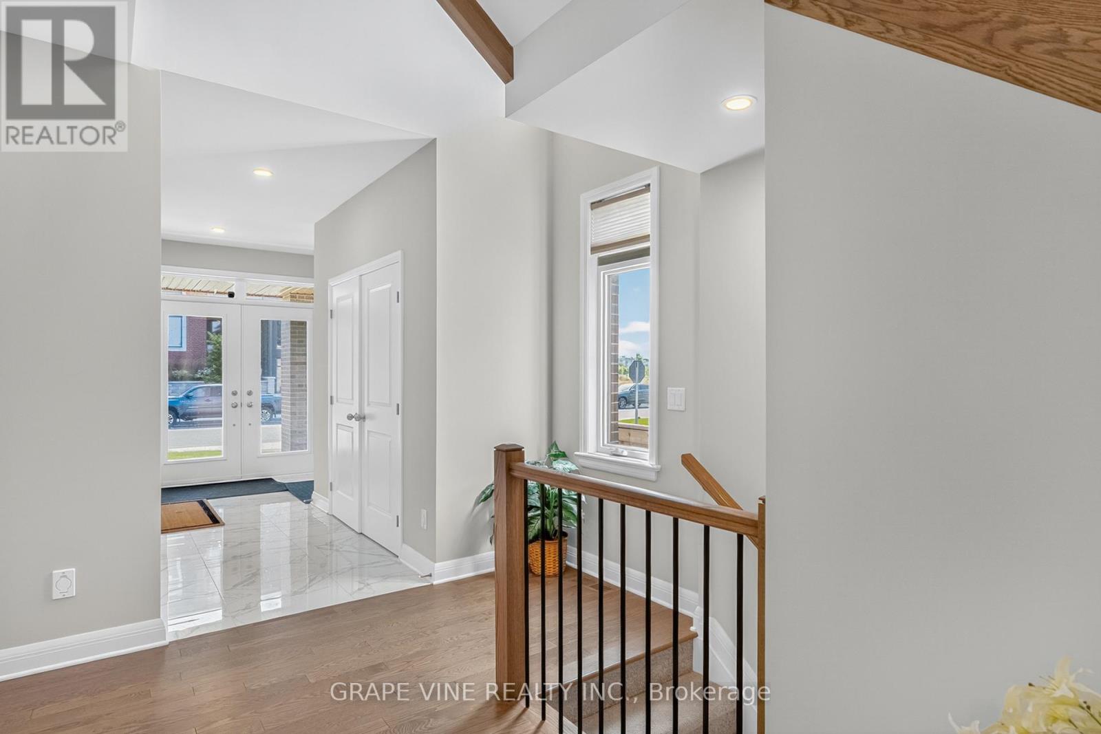 Property at 525 PIMIWIDON STREET image 4
