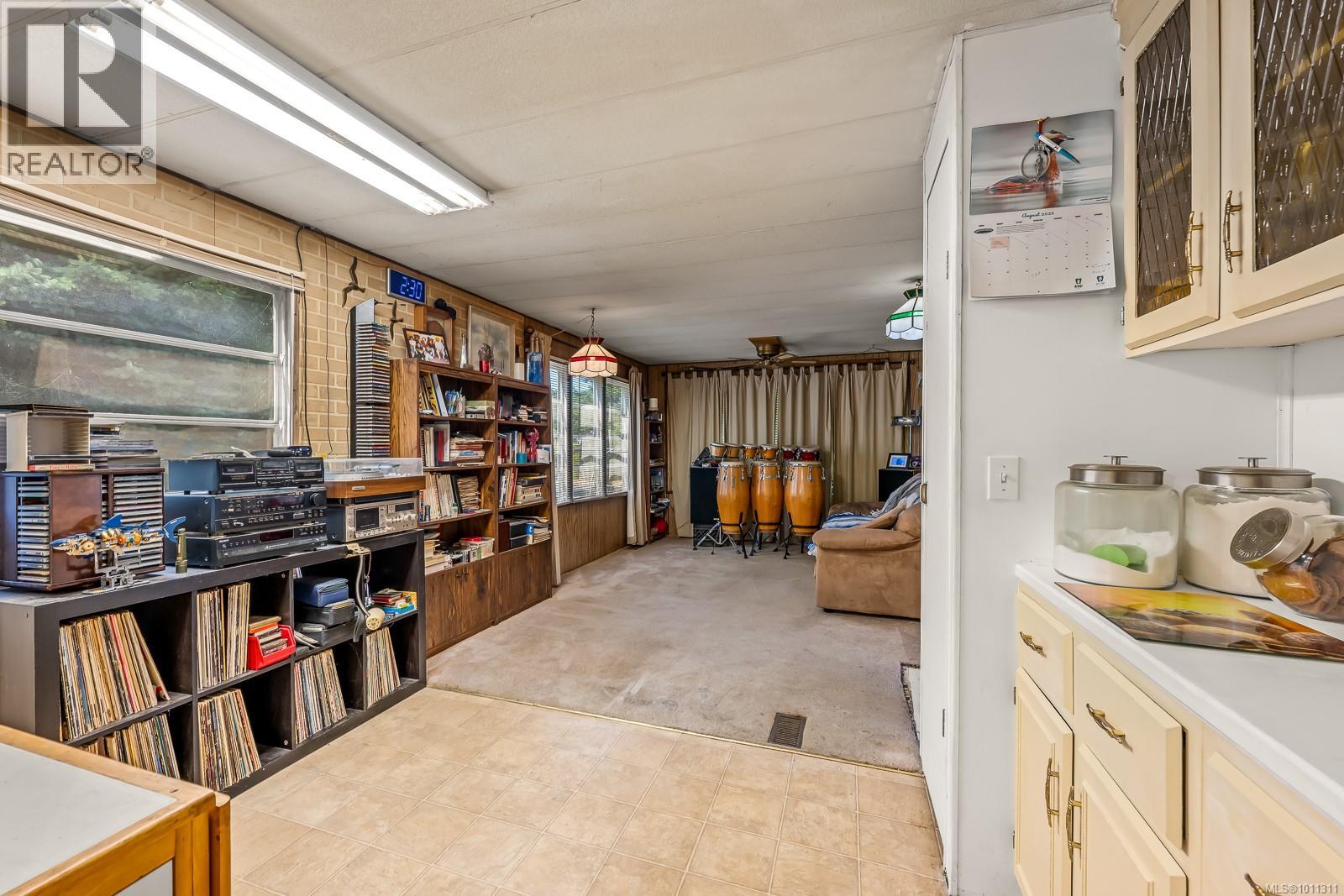 1255 Wilkinson Rd, Comox, British Columbia  V9M 4B8 - Photo 14 - 1011311