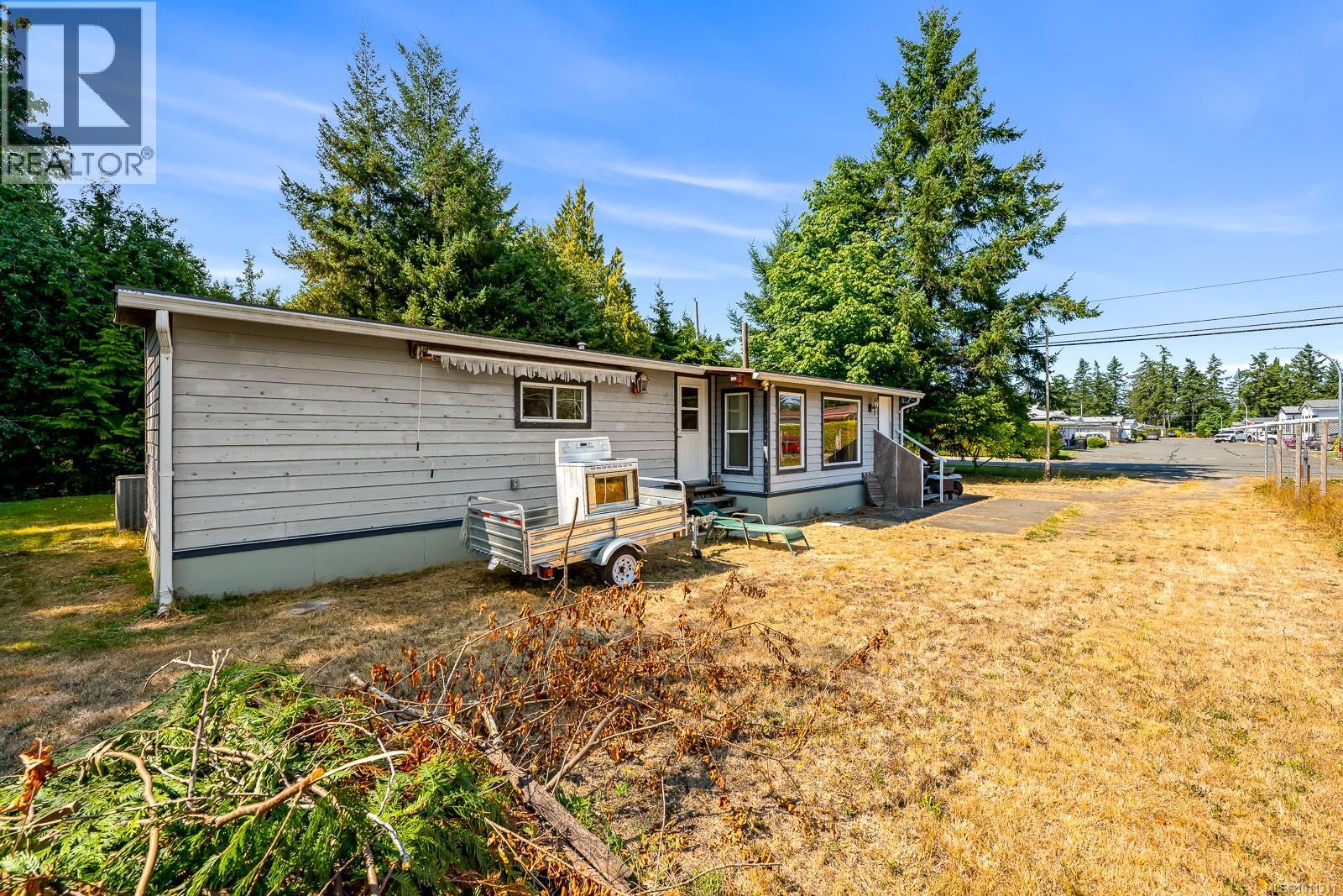 1255 Wilkinson Rd, Comox, British Columbia  V9M 4B8 - Photo 2 - 1011311