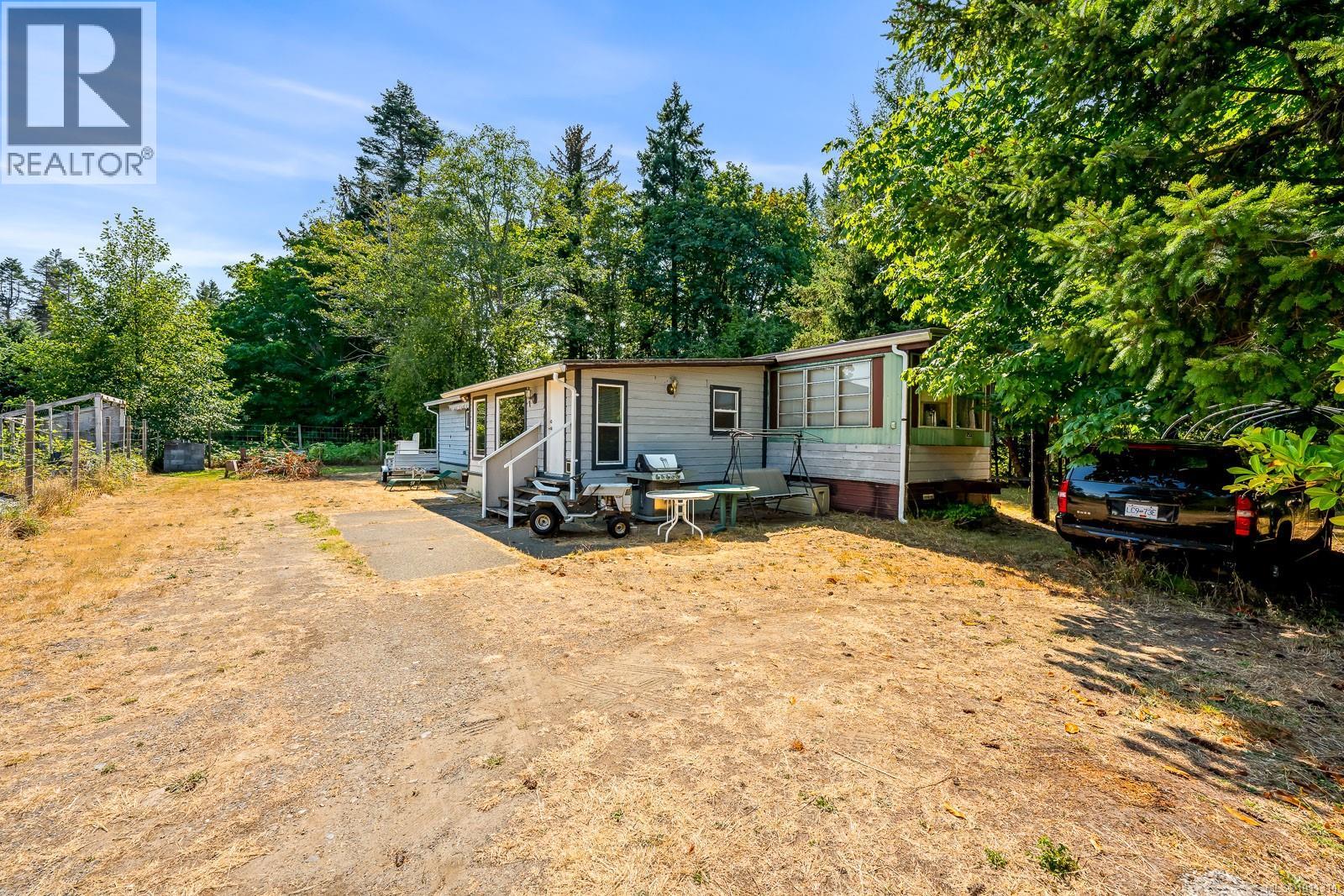 1255 Wilkinson Rd, Comox, British Columbia  V9M 4B8 - Photo 3 - 1011311
