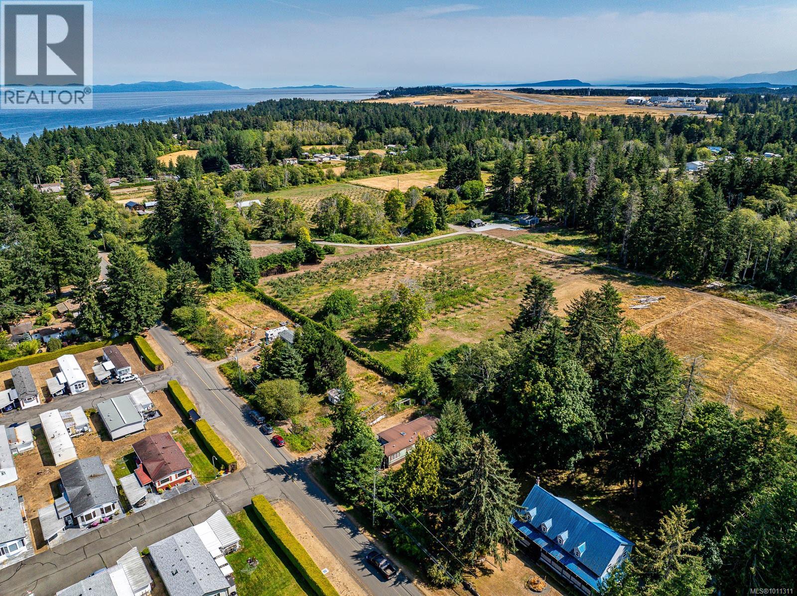 1255 Wilkinson Rd, Comox, British Columbia  V9M 4B8 - Photo 34 - 1011311