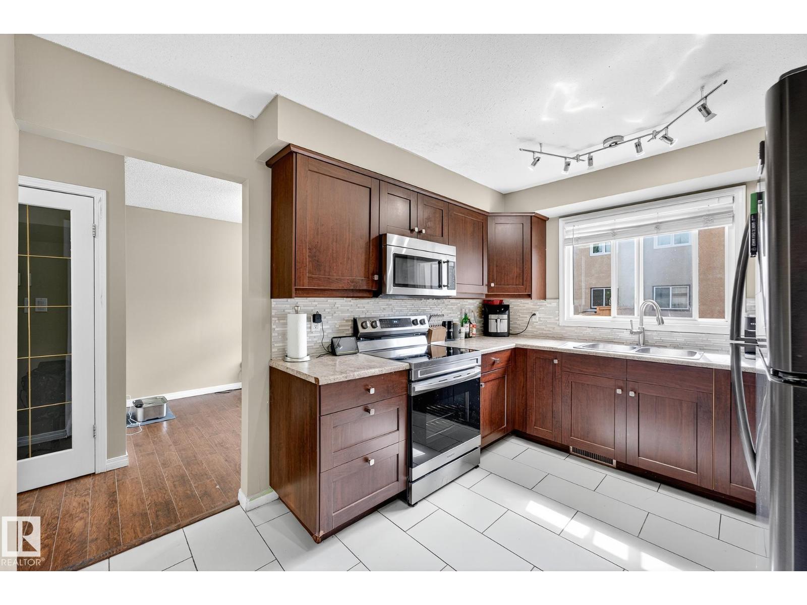 11005 162a Av Nw, Edmonton, Alberta  T5X 1Z8 - Photo 14 - E4453408