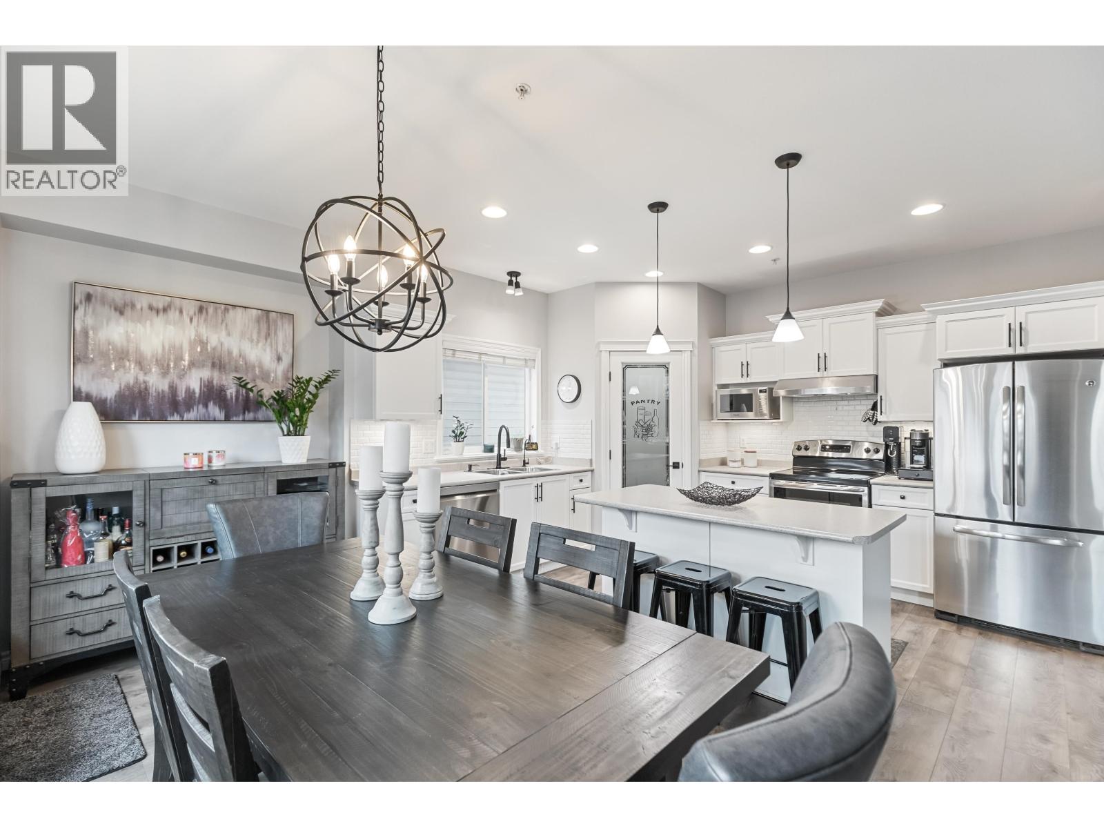 Property at 118 21868 LOUGHEED HIGHWAY image 4