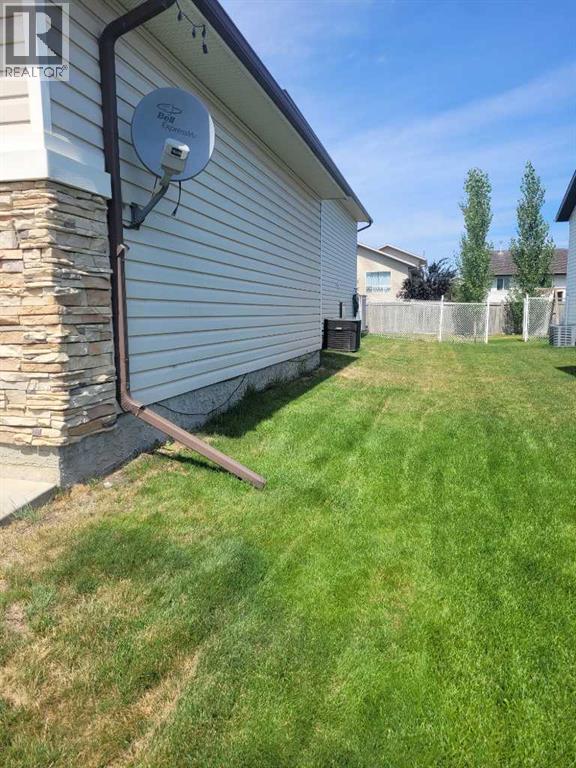 Property at 10728 74 Avenue image 3