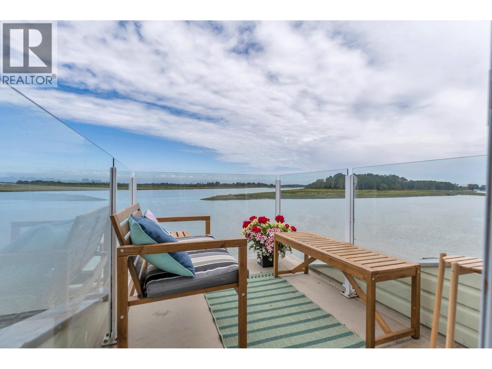 8 3871 W River Road, Delta, British Columbia V4K 3N2 - Photo 4 - R3029299