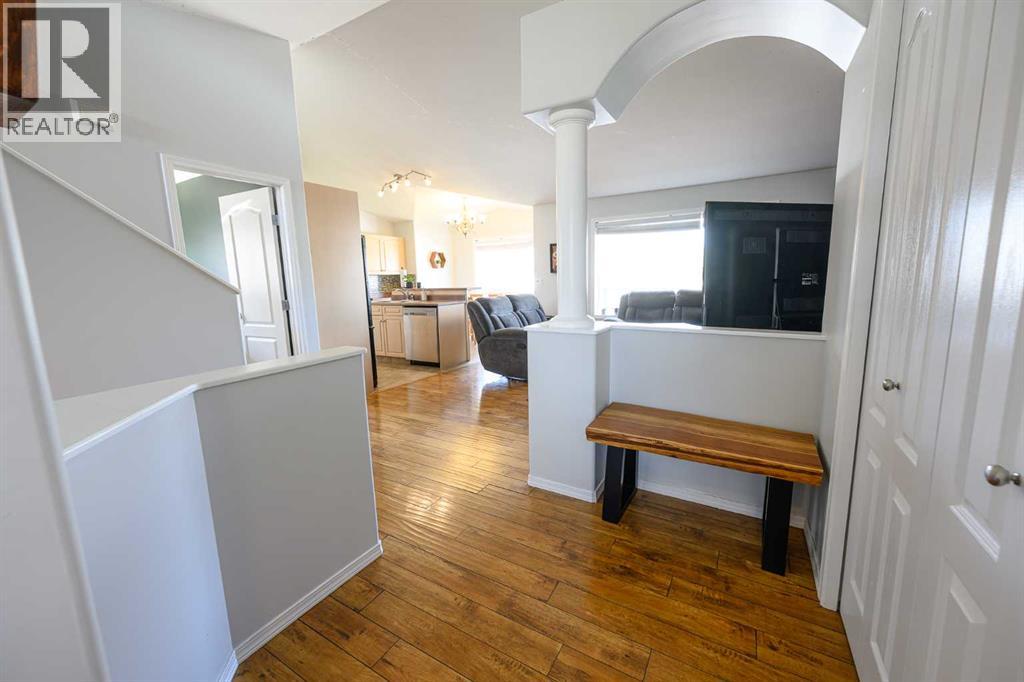 Property at 10638 Royal Oaks Drive image 3