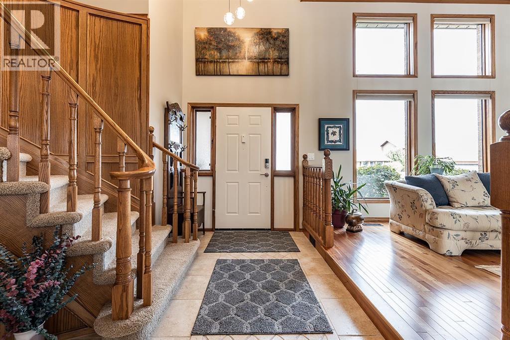 Property at 614 Ross Glen Drive SE image 4