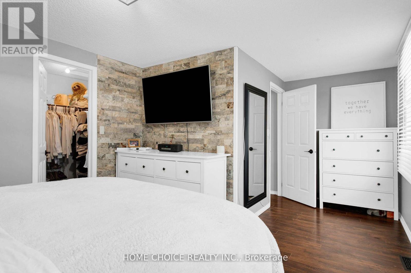 14 Snowy Owl Crescent, Barrie (Little Lake), Ontario  L4M 6P4 - Photo 19 - S12349001